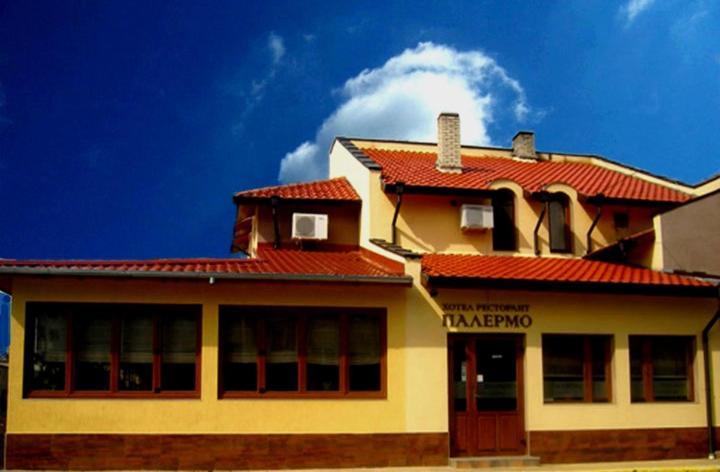 Family Hotel Palermo Tutrakan Exterior foto